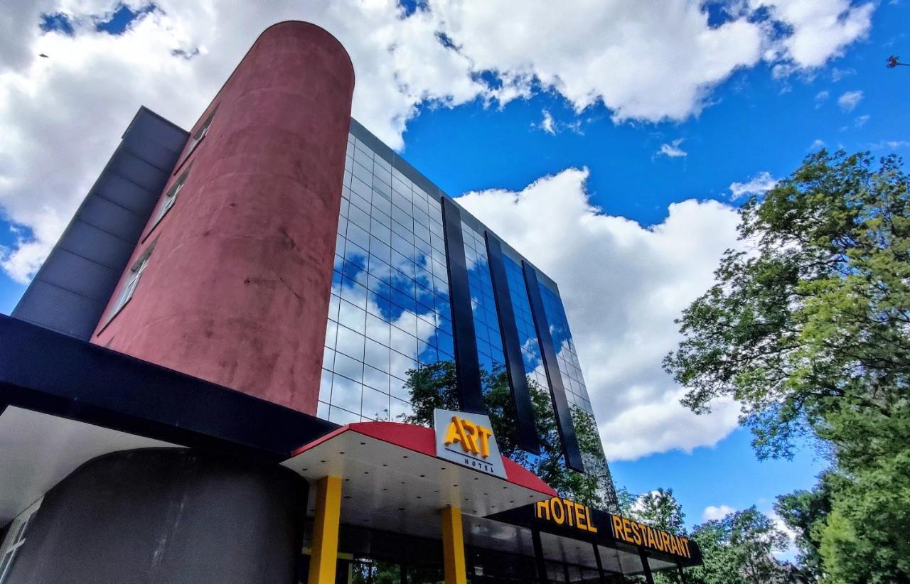 Art Hotel Chisinau Exterior photo